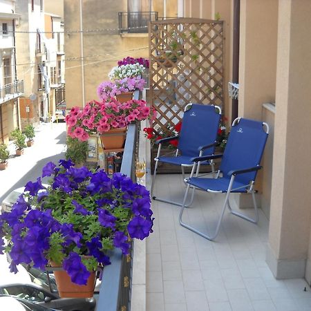 קאסטלמארה דל גולפו Marconi E Garibaldi 76 Apartment מראה חיצוני תמונה