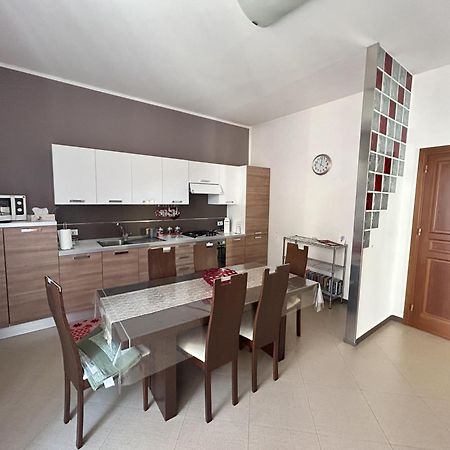 קאסטלמארה דל גולפו Marconi E Garibaldi 76 Apartment מראה חיצוני תמונה